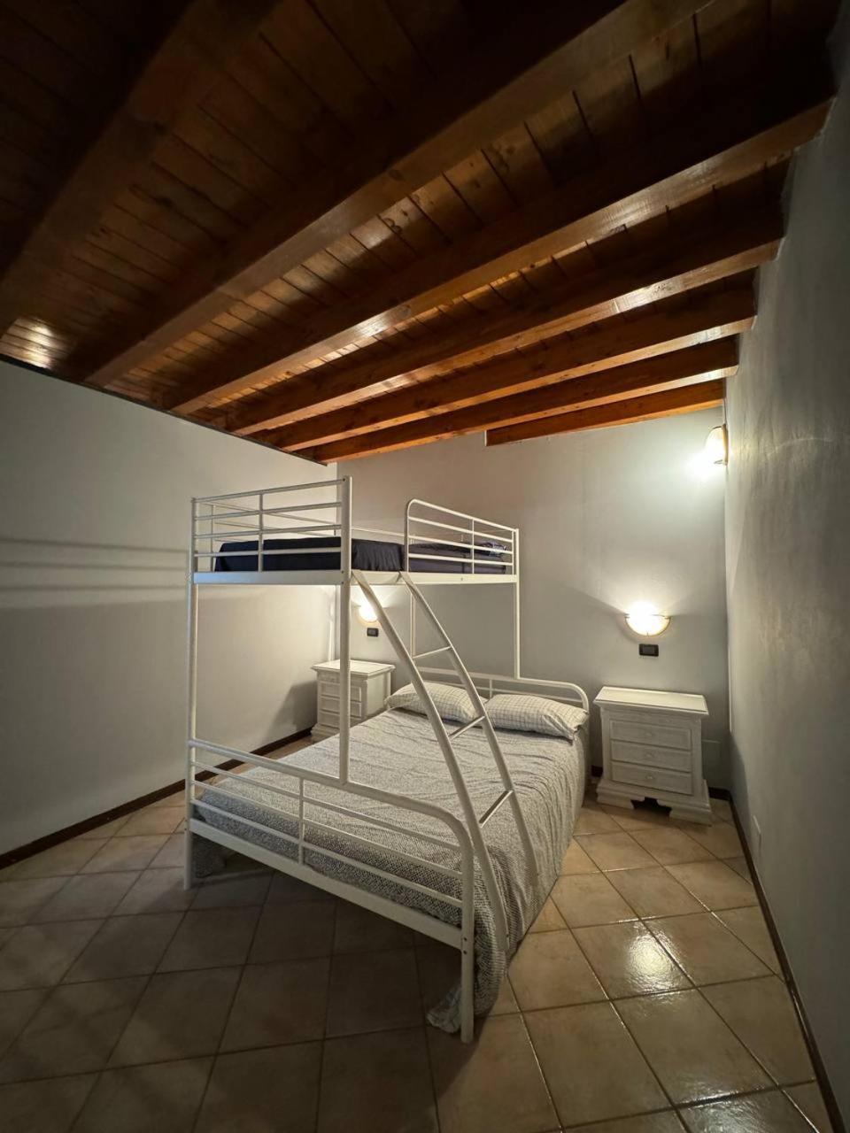 B&B Al Vec Licinsi' Moniga del Garda Esterno foto